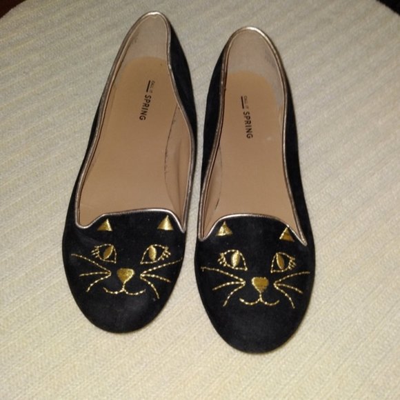 Call It Spring Women's Black And Gold Cat Flats Size 7.5